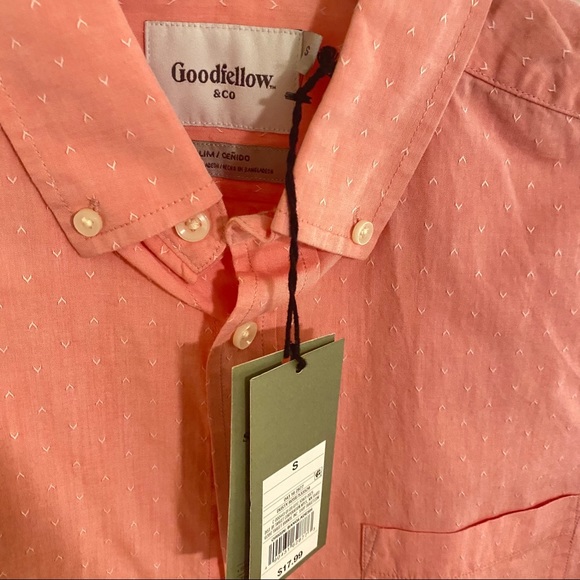 Button down - Picture 2 of 2